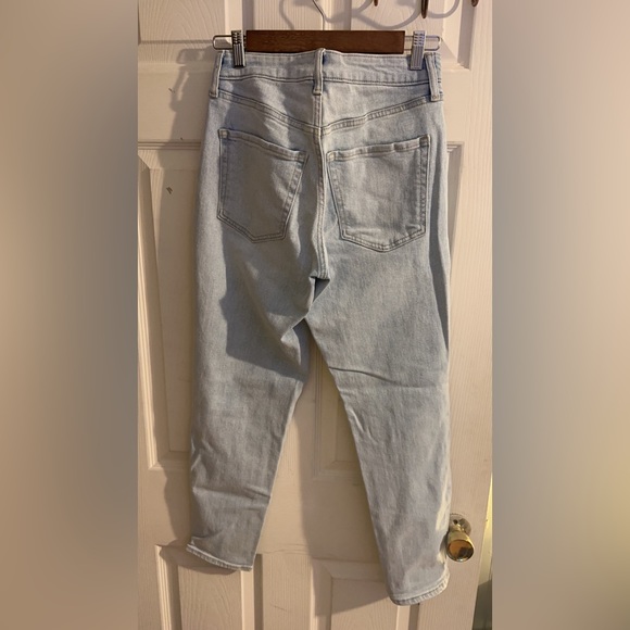 Old Navy Jeans - Picture 2 of 4